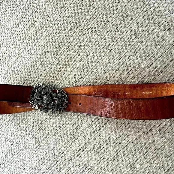 Fossil brown leather belt size M - Picture 3 of 7
